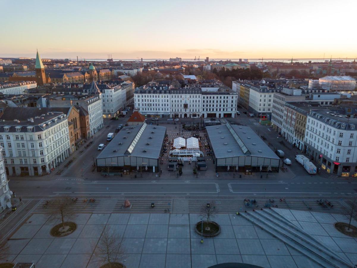 Lovely 3Br Manor Apartment 5 Min From Tivoli Gardens Копенхаген Екстериор снимка